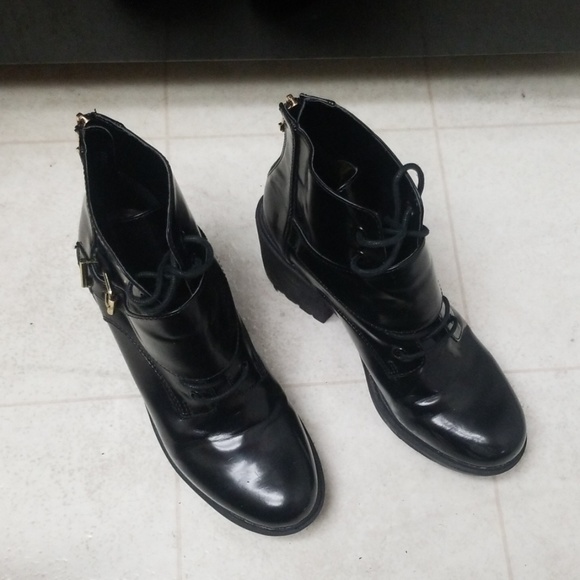 Chunky Black Ankle Boots by Report Signature - Picture 3 of 8